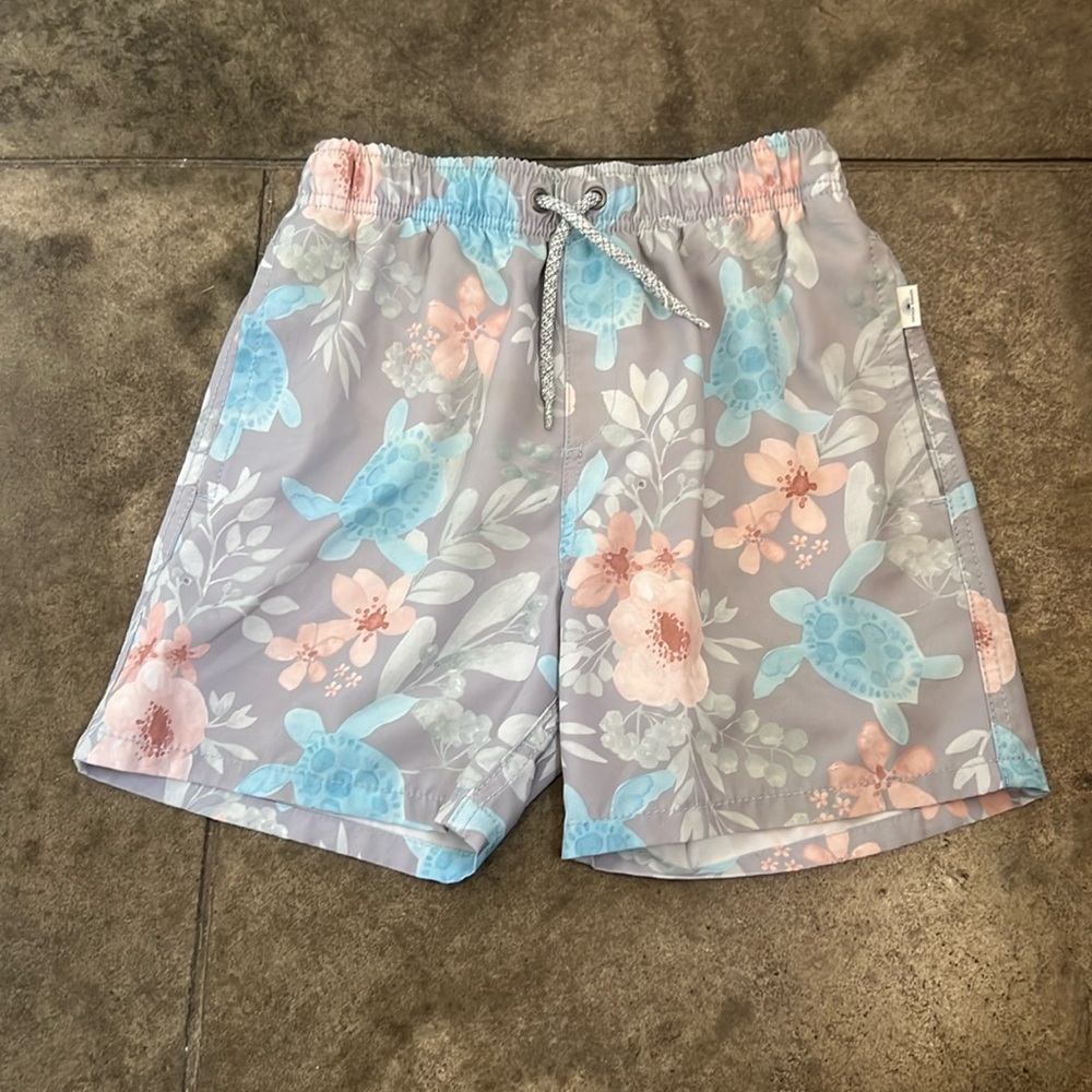 Vintage Summer boys size 10 turtle swim trunks.